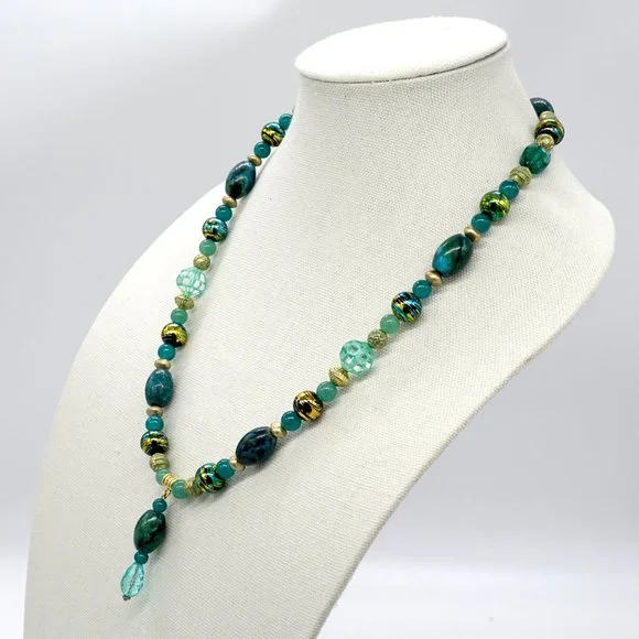 Aladdin color theme necklace. Green, Blue. - Picture 3 of 4